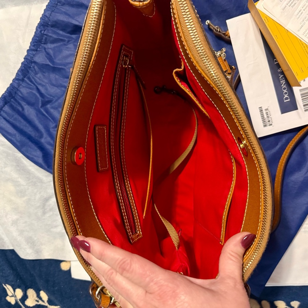 Dooney & Bourke Tan (Natural) Leather Tote w/matching Wallet - Picture 9 of 15